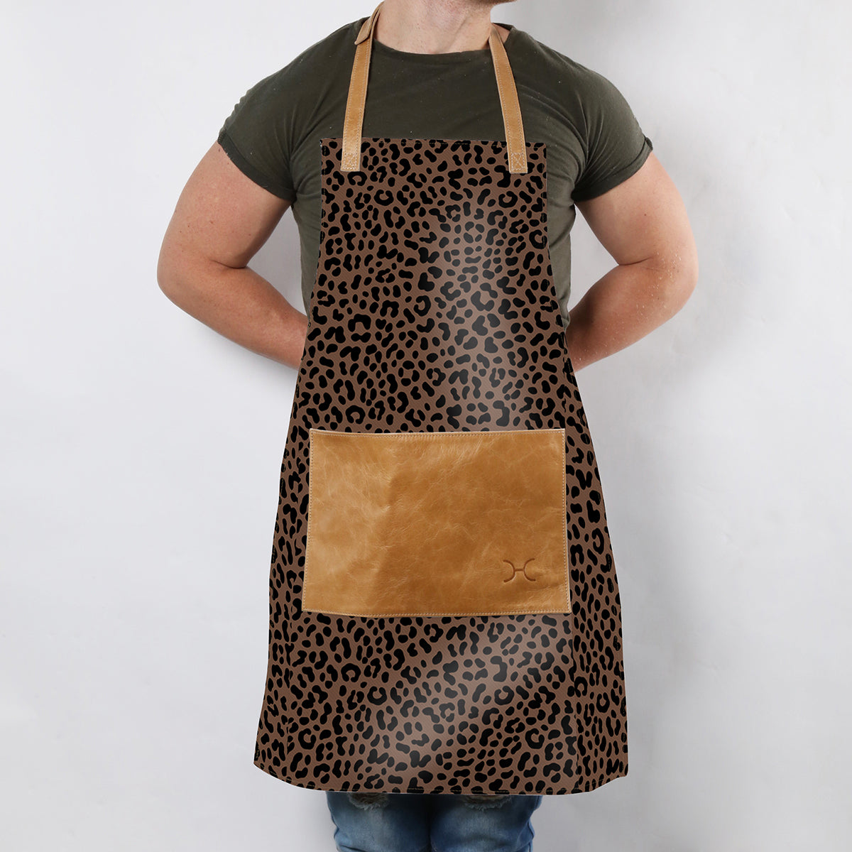 Corporate Apron Laminated Fabric with Leather Pouch