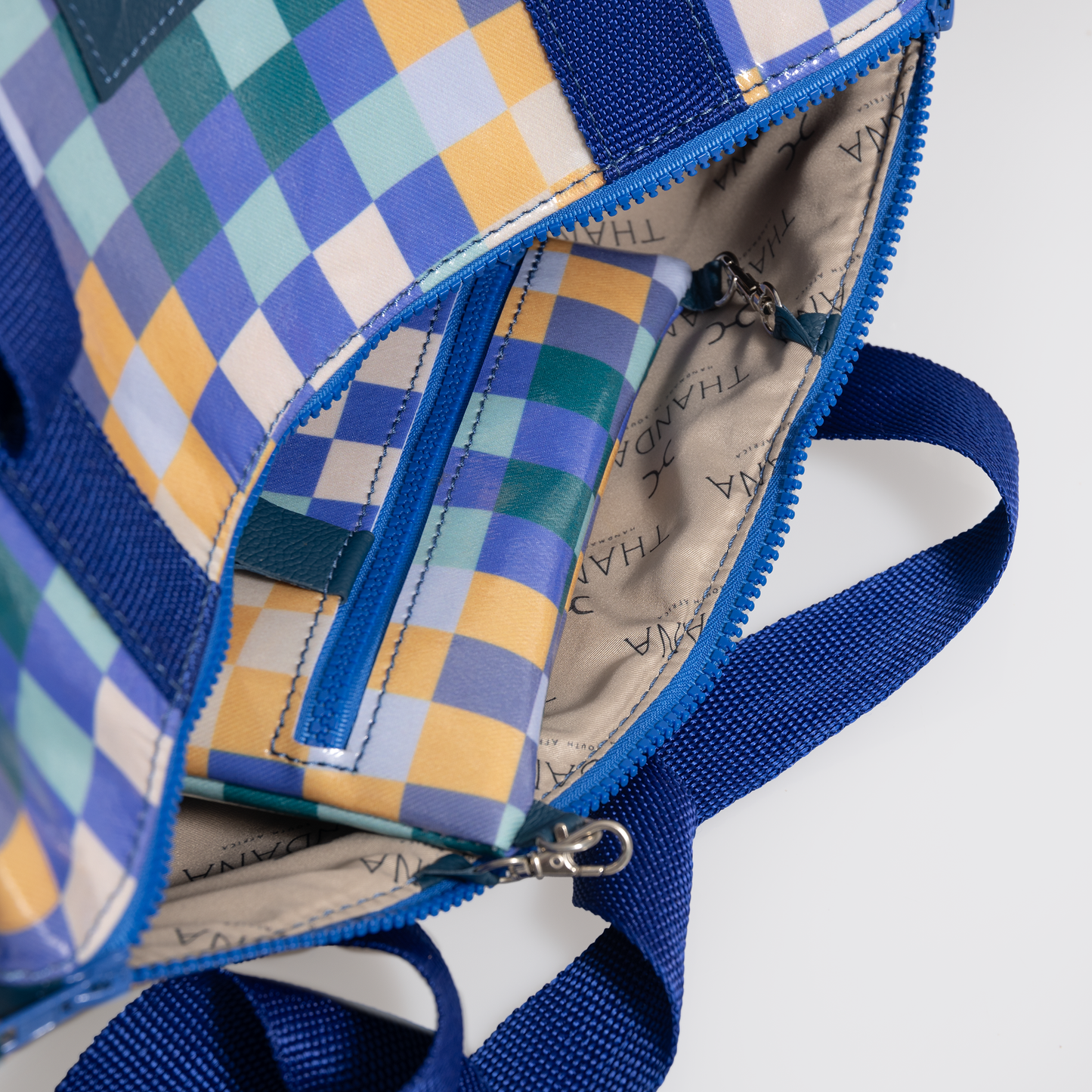 Kid's Sports Gym Bag Laminated Fabric