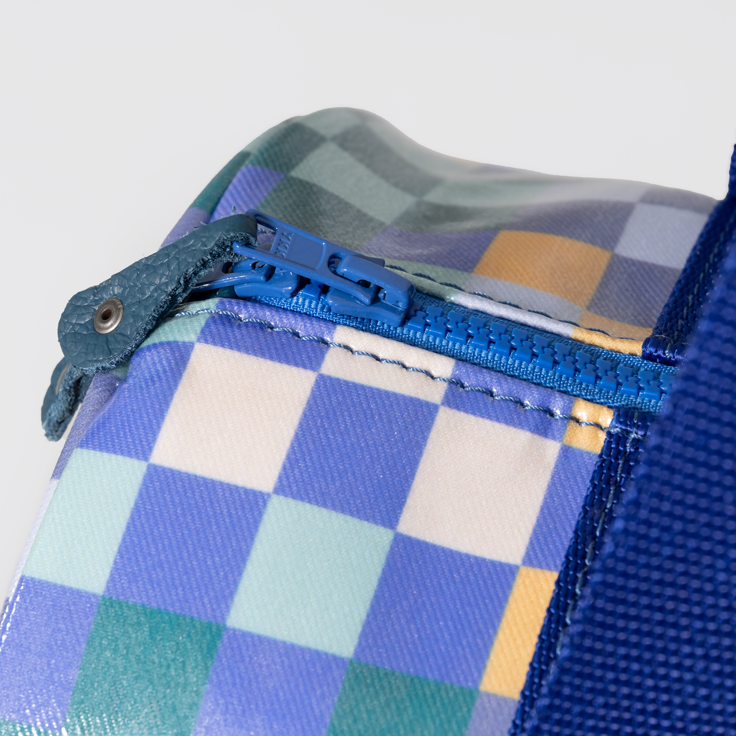 Kid's Sports Gym Bag Laminated Fabric