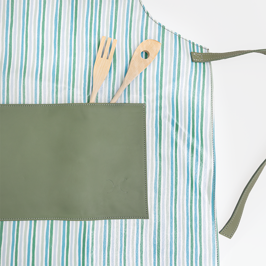 Apron Laminated Fabric with Leather Pouch