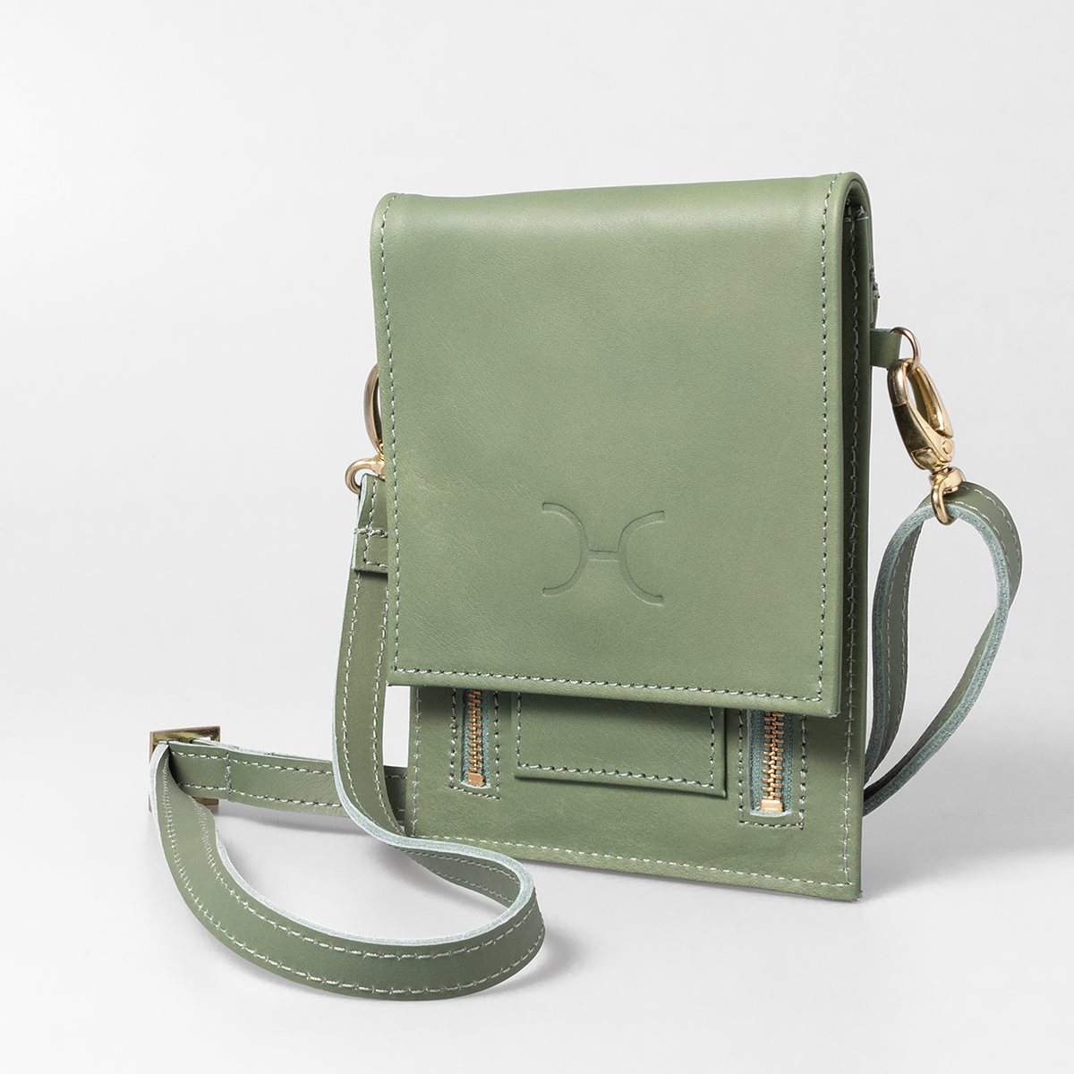 Urban Cellphone Sling Leather